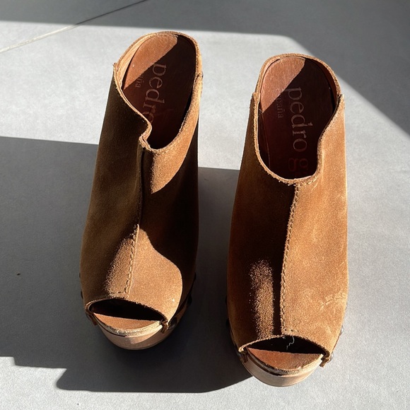 Pedro Garcia Wedges - Picture 6 of 9